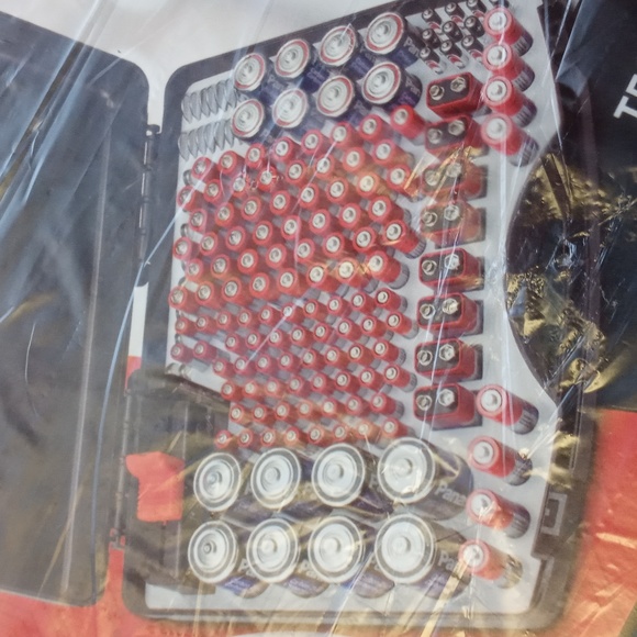 Battery Storage Case with Tester - Picture 6 of 6